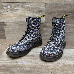 Dr. Martens 1460 Floral Print Combat Boots Women's Size 9 slight toe wear